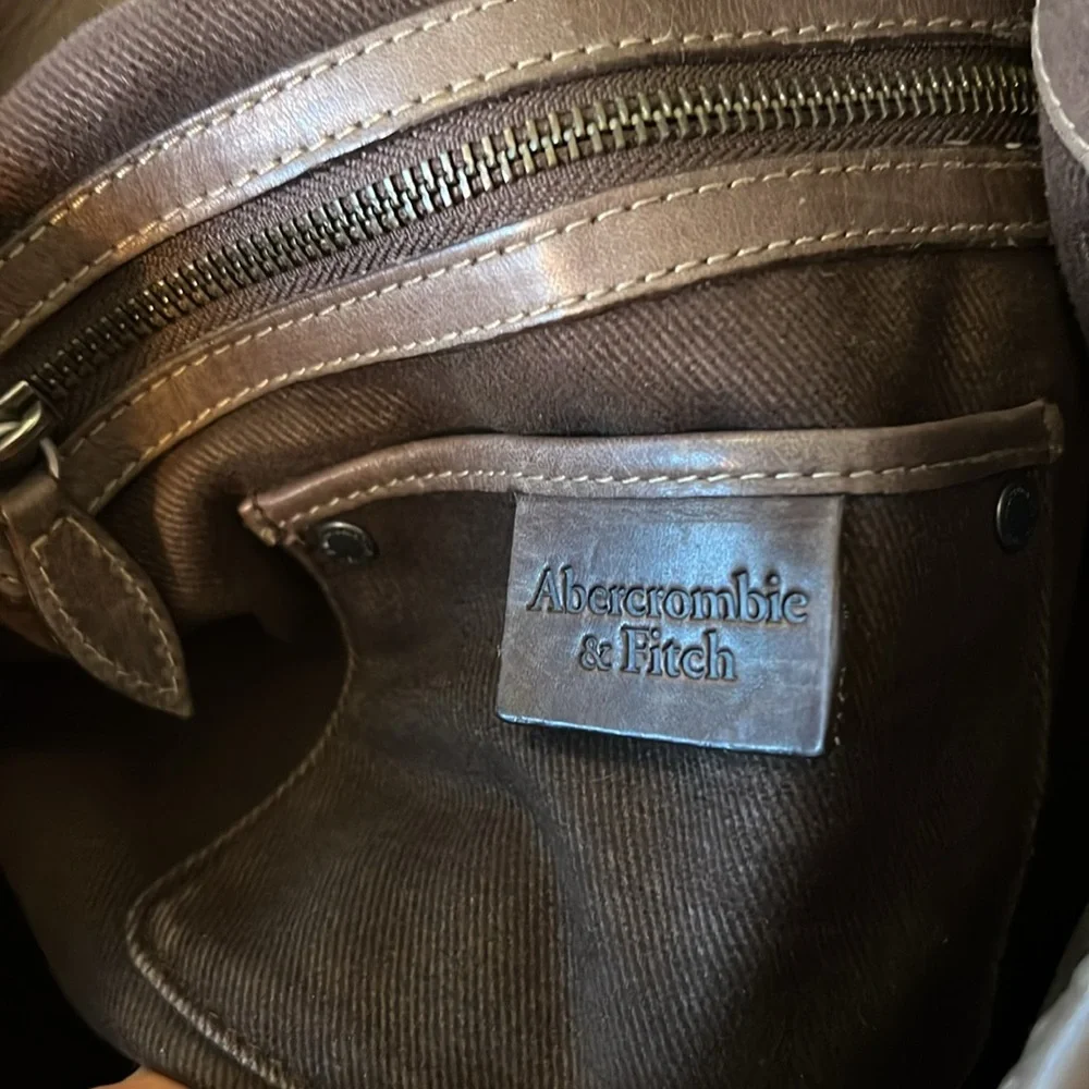 Large Abercrombie & Fitch leather bucket bag hobo